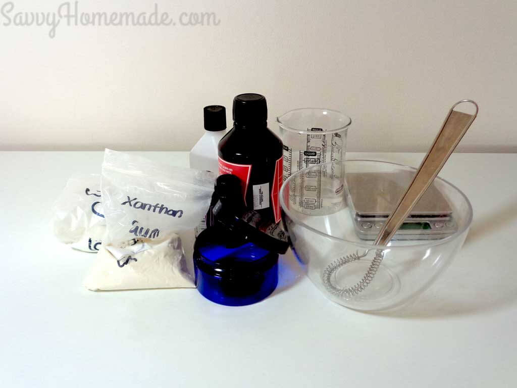 Ingredients to make a gel face mask