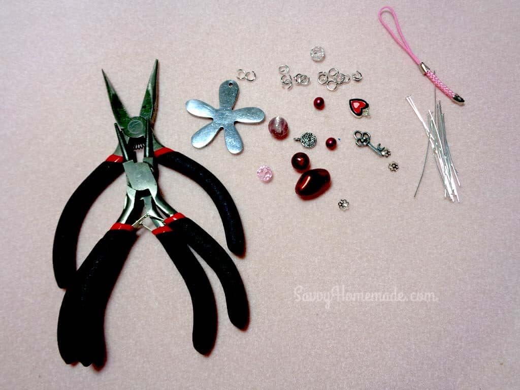 what you need to make a beaded keychain