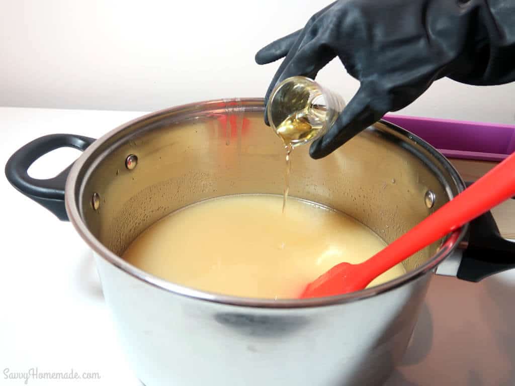 How to swirl cold process soap step 16