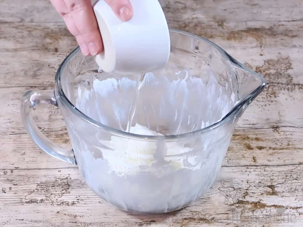 Add the isopropyl myristate