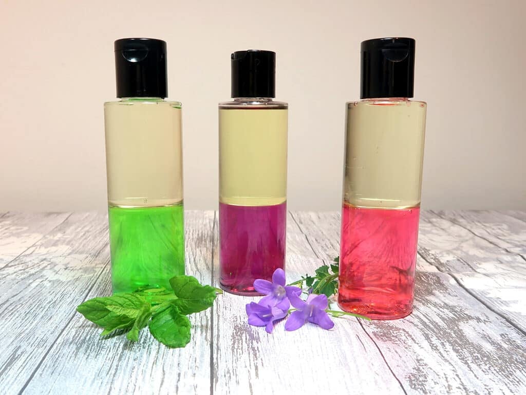 Homemade layered bath oil