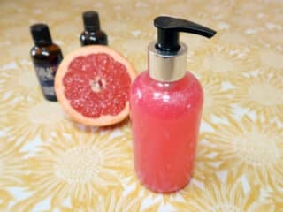 Super easy diy shower gel