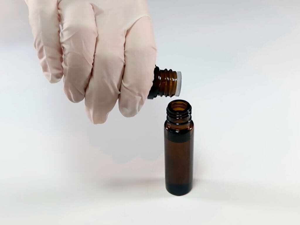 Adding essential oils to a roll on bottle