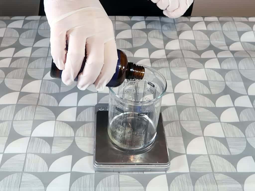 How To Make A DIY Reed Diffuser In Under 10 Minutes