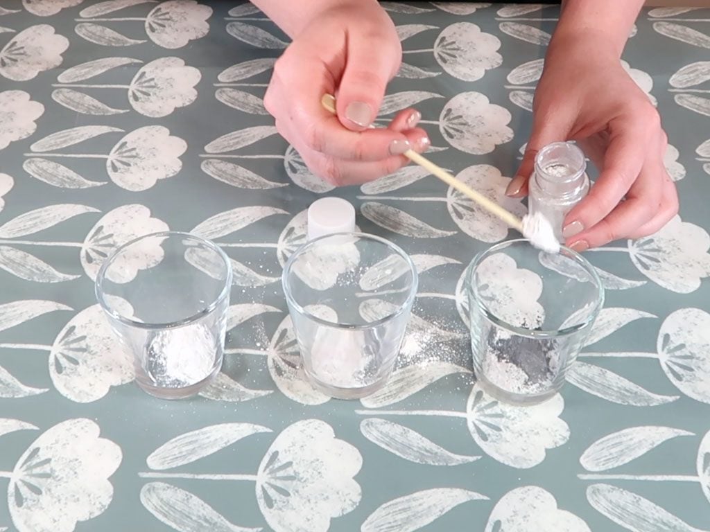 Making Eye Shadow How To Make Eyeshadow At Home From Scratch