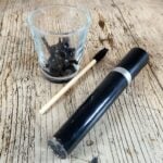 A DIY natural mascara