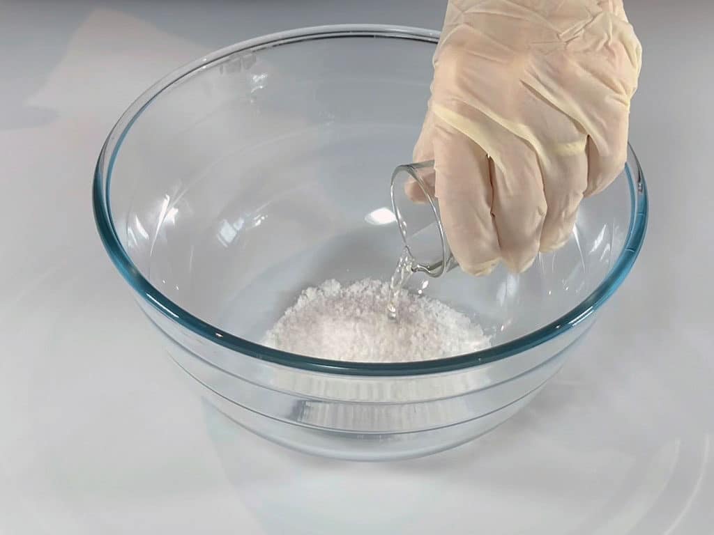Place the dendritic salt into a bowl.