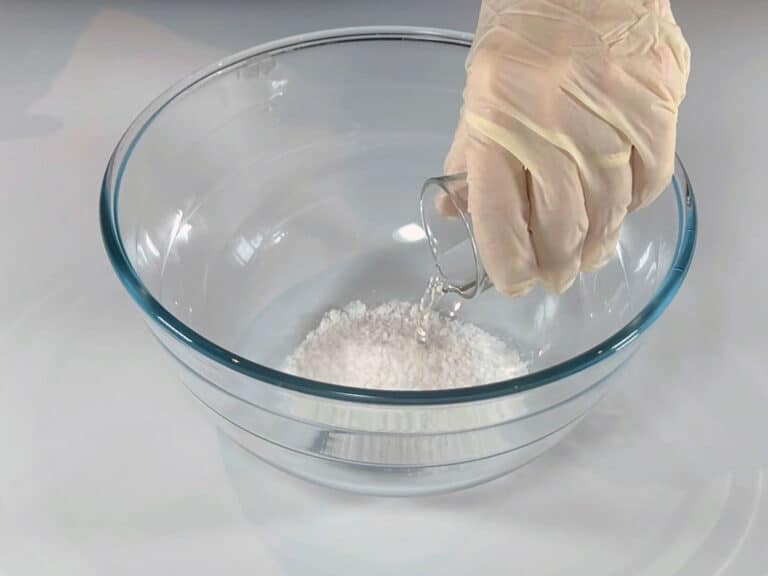 Place the dendritic salt into a bowl.