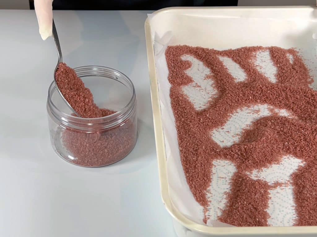 making detoxing bath salts making detoxing bath salts