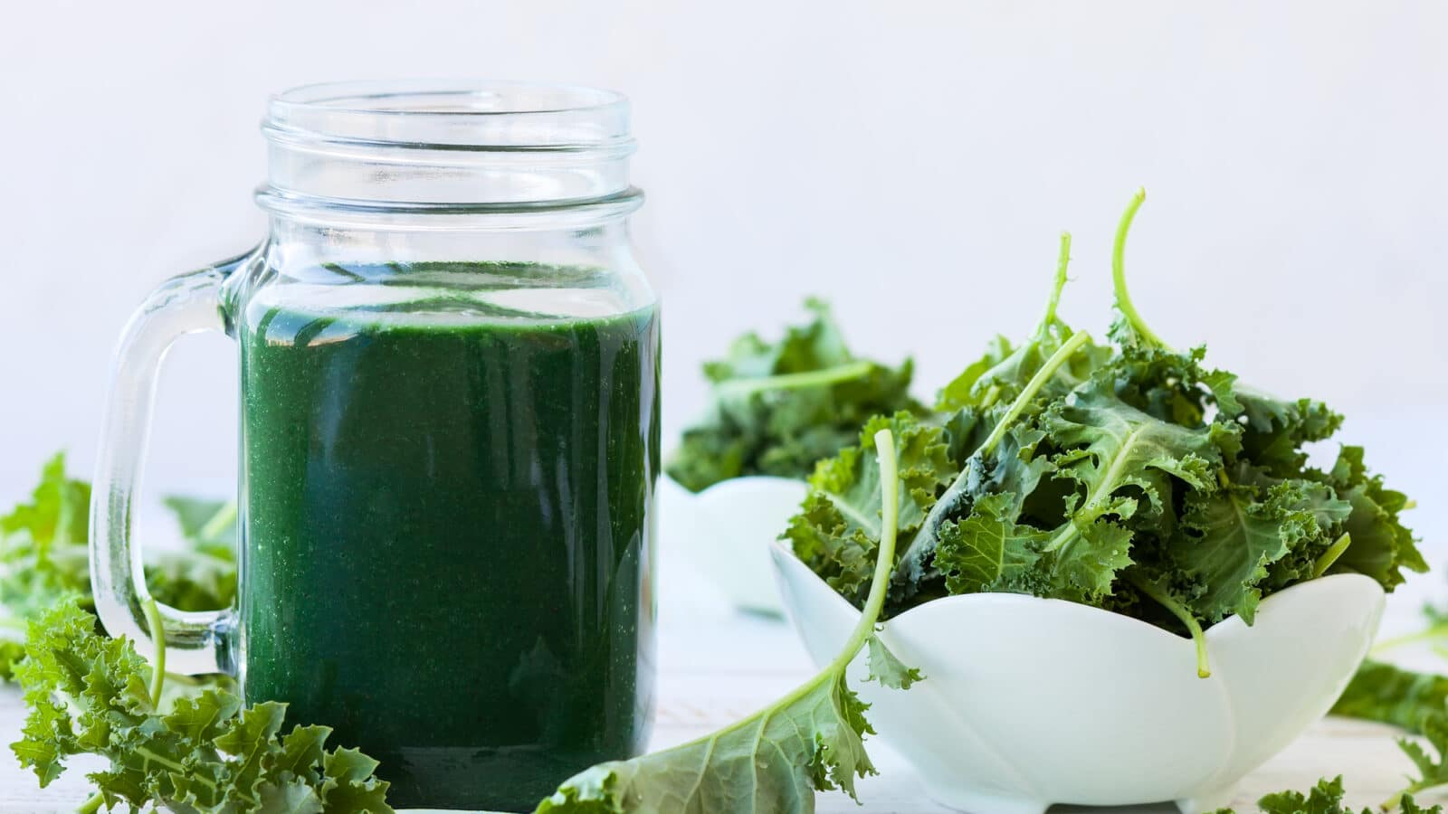 Fresh green kale smoothie
