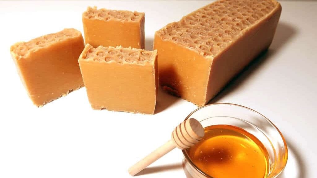 My amazing honey comb soap recipe!