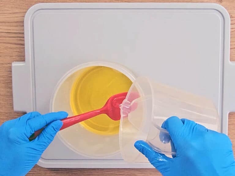 The lye is mixed into the oils The lye is mixed into the oils