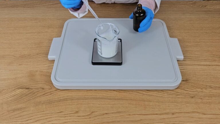 We can now add the preservative. We can now add the preservative.