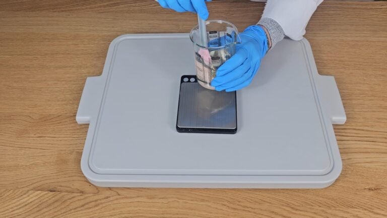 Stir to make sure they are fully combined. Stir to make sure they are fully combined.