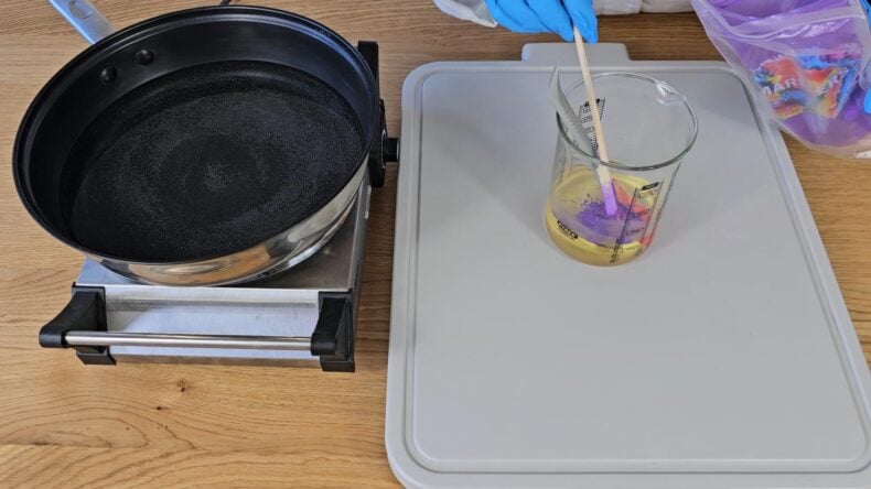 Add the mica and stir