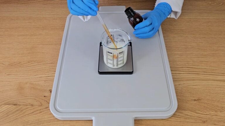 When cooled add the vitamin E When cooled add the vitamin E